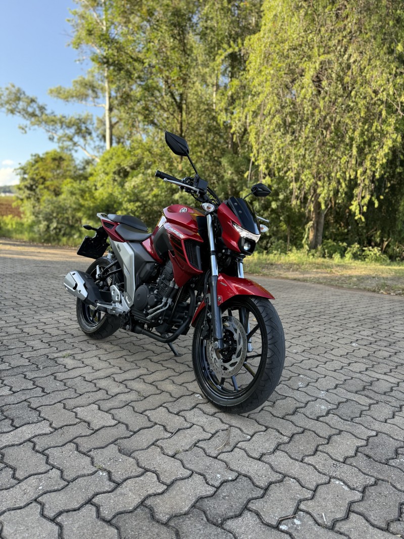 FAZER FZ25 ABS - 2012 - ARROIO DO MEIO