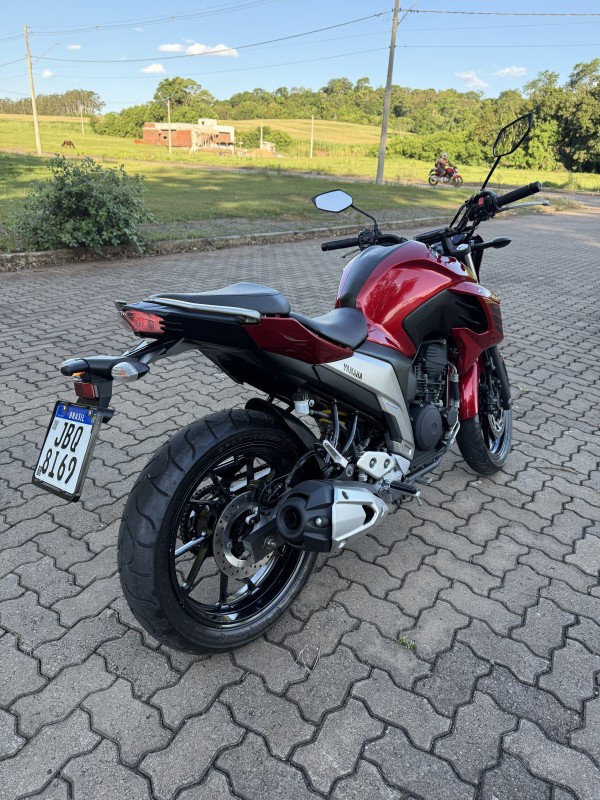 FAZER FZ25 ABS - 2012 - ARROIO DO MEIO