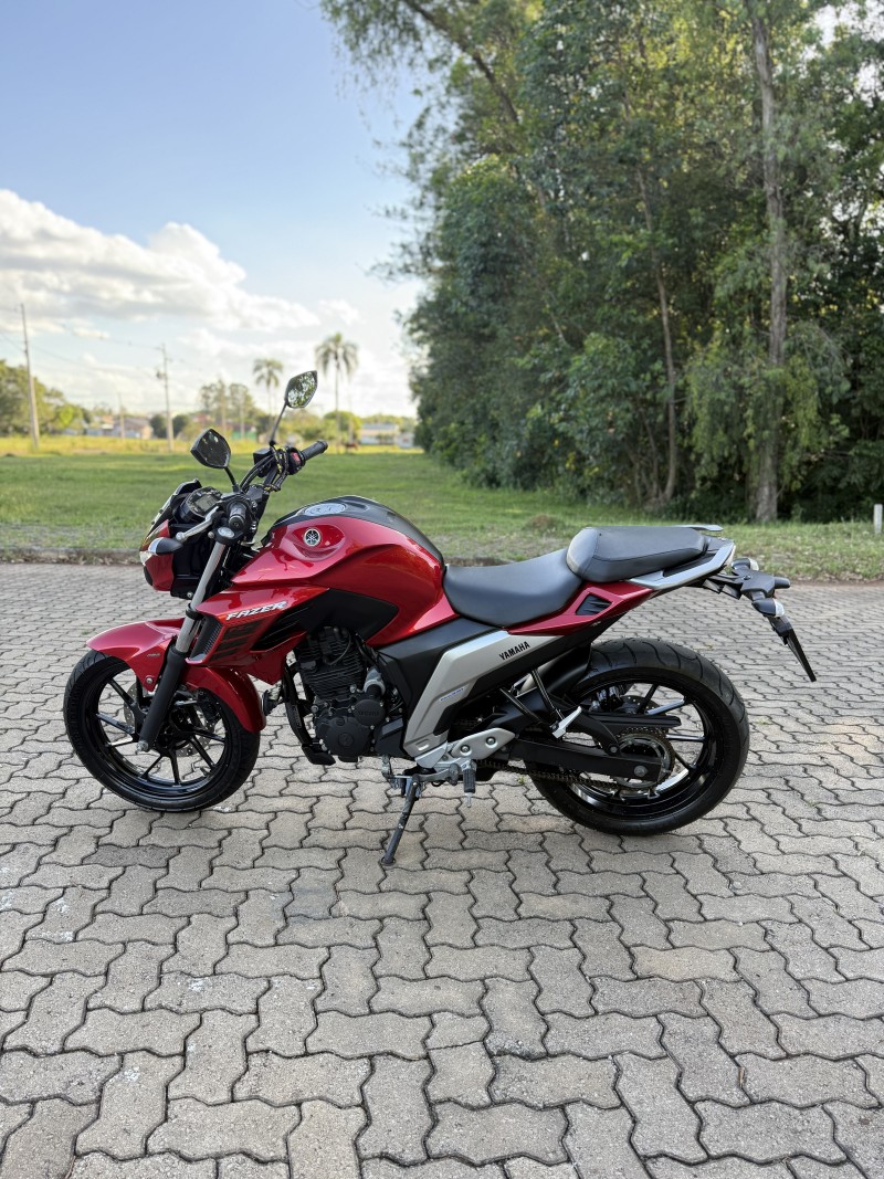 FAZER FZ25 ABS - 2012 - ARROIO DO MEIO