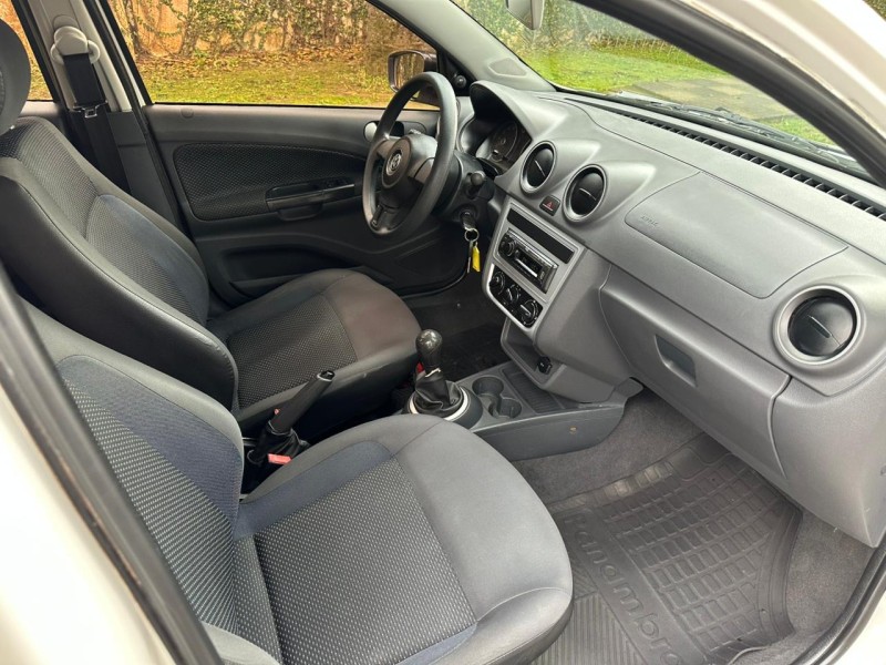 GOL 1.0 MI TRENDLINE 8V FLEX 4P MANUAL - 2016 - CAXIAS DO SUL