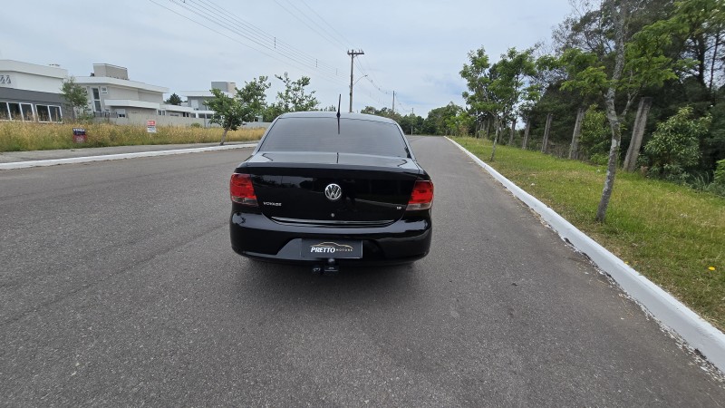 VOYAGE 1.6 MI TREND 8V FLEX 4P MANUAL - 2012 - BENTO GONçALVES