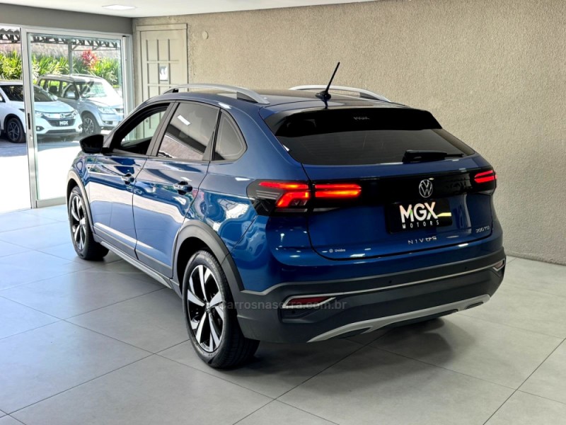 VIRTUS 1.0 200 TSI HIGHLINE AUTOMÁTICO - 2024 - PORTO ALEGRE