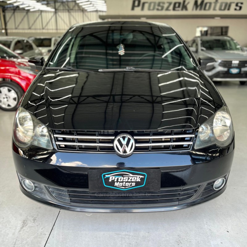 POLO SEDAN 1.6 MI COMFORTLINE 8V FLEX 4P MANUAL - 2012 - CANOAS