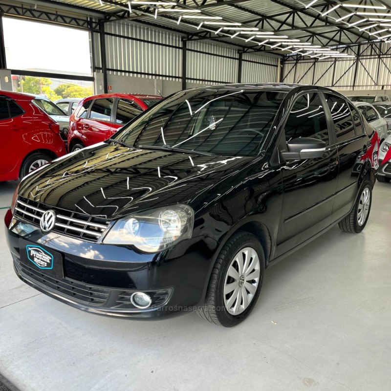POLO SEDAN 1.6 MI COMFORTLINE 8V FLEX 4P MANUAL - 2012 - CANOAS