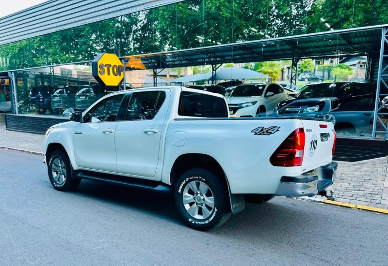 HILUX 2.8 SRV 4X4 CD 16V DIESEL 4P AUTOMÁTICO - 2016 - DOIS IRMãOS