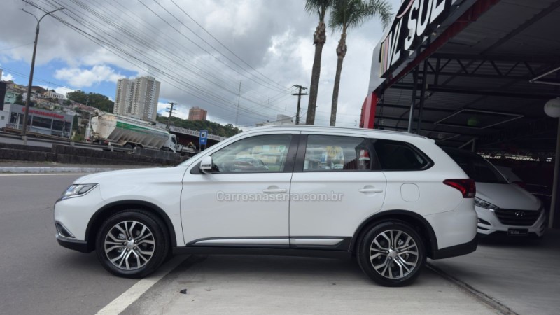 OUTLANDER 2.0 16V GASOLINA 4P AUTOMÁTICO - 2017 - CAXIAS DO SUL