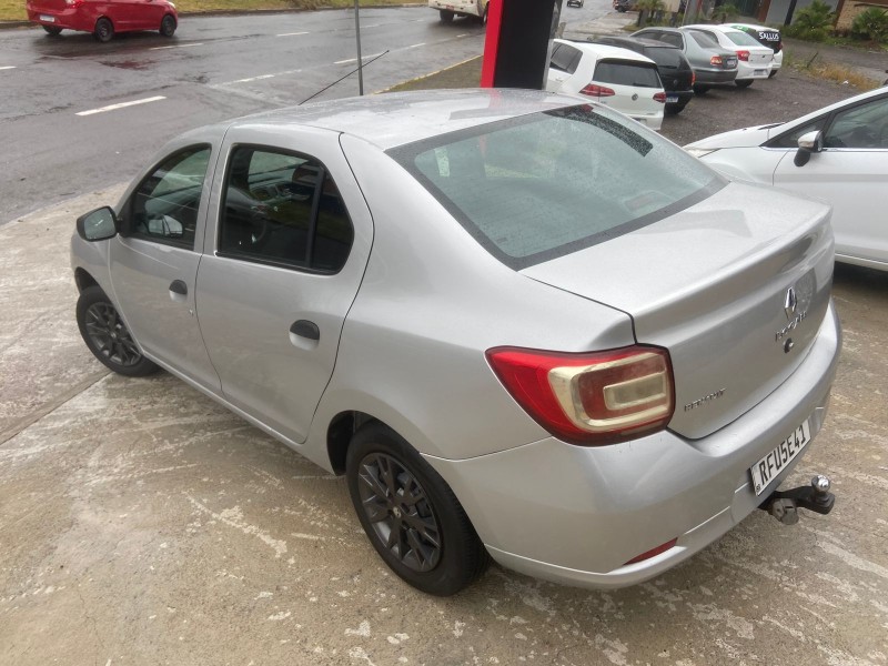 LOGAN 1.0 LIFE 12V FLEX 4P MANUAL - 2021 - CAXIAS DO SUL