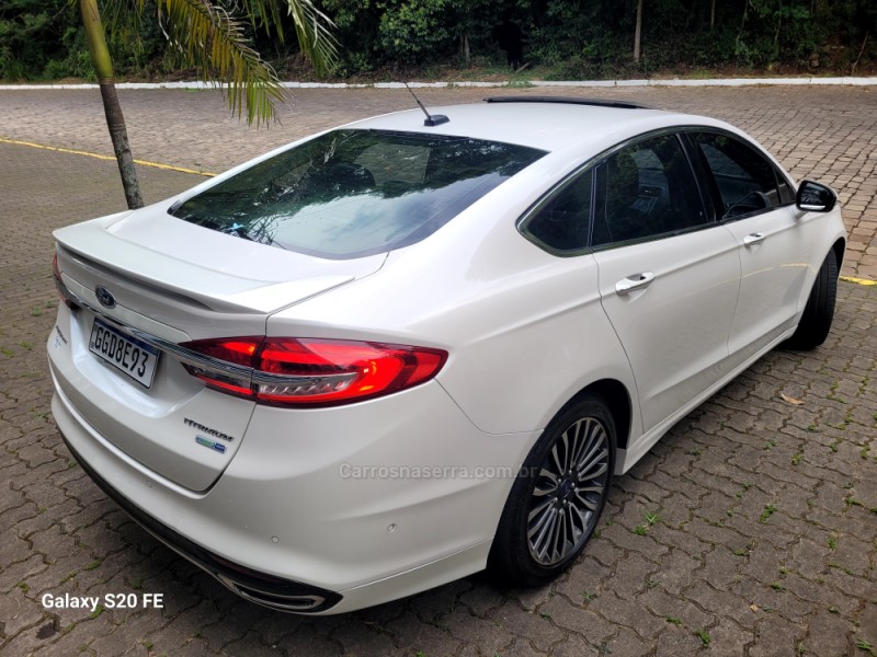 FUSION 2.0 TITANIUM GTDI ECOBOOST AWD AUTOMÁTICO - 2018 - NOVA PRATA