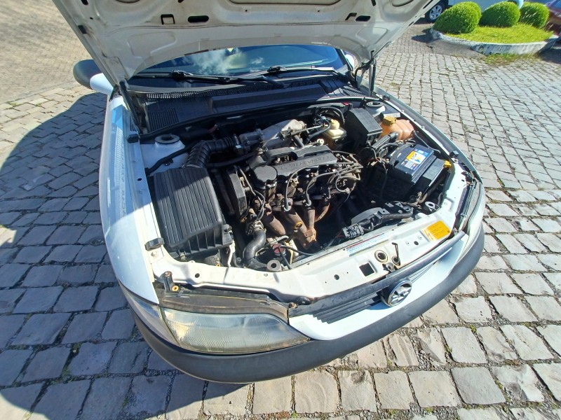 VECTRA 2.0 MPFI GLS 8V GASOLINA 4P MANUAL - 1997 - FLORES DA CUNHA
