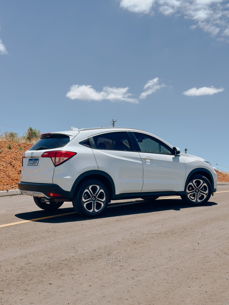 HR-V 1.8 16V FLEX EX 4P AUTOMÁTICO - 2017 - CAXIAS DO SUL