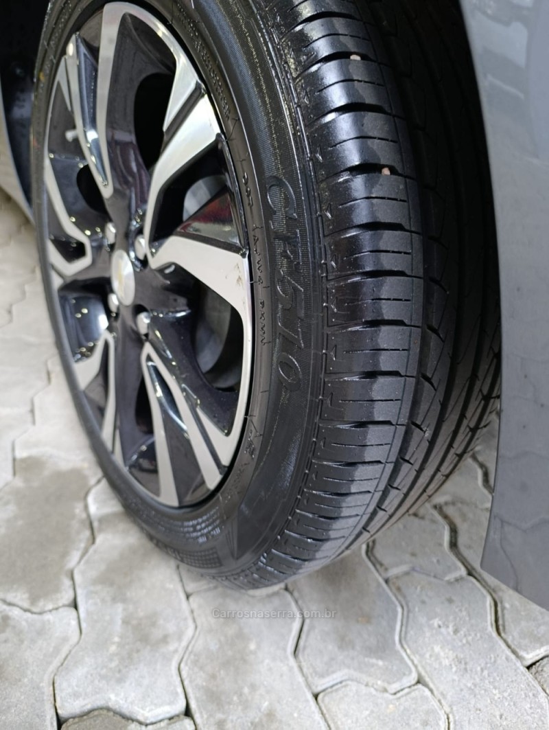 ONIX 1.0	PREMIER PLUS 12V TURBO FLEX 4P AUTOMÁTICO - 2023 - HARMONIA