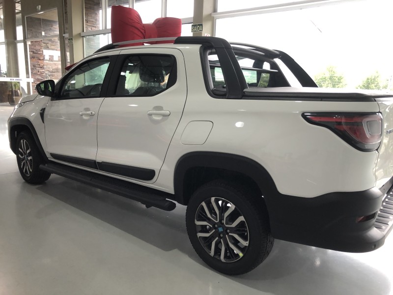 STRADA 1.0 RANCH CD 12V TURBO FLEX 4P AUTOMÁTICO - 2026 - VALE REAL