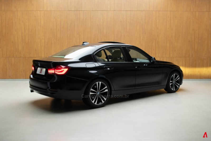 320I 2.0 SPORT PLUS 16V TURBO FLEX 4P AUTOMÁTICO - 2018 - GARIBALDI
