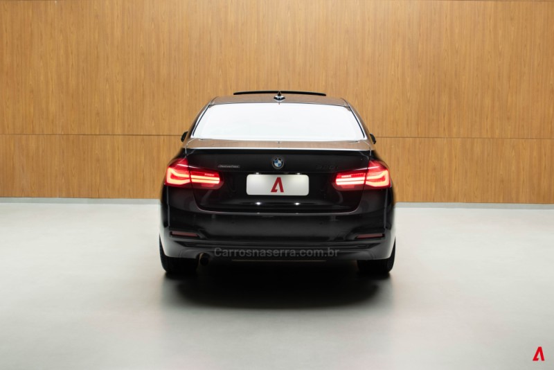 320I 2.0 SPORT PLUS 16V TURBO FLEX 4P AUTOMÁTICO - 2018 - GARIBALDI