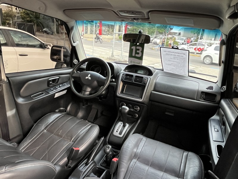 PAJERO TR4 2.0 4X4 16V 140CV FLEX 4P AUTOMÁTICO - 2013 - CAXIAS DO SUL