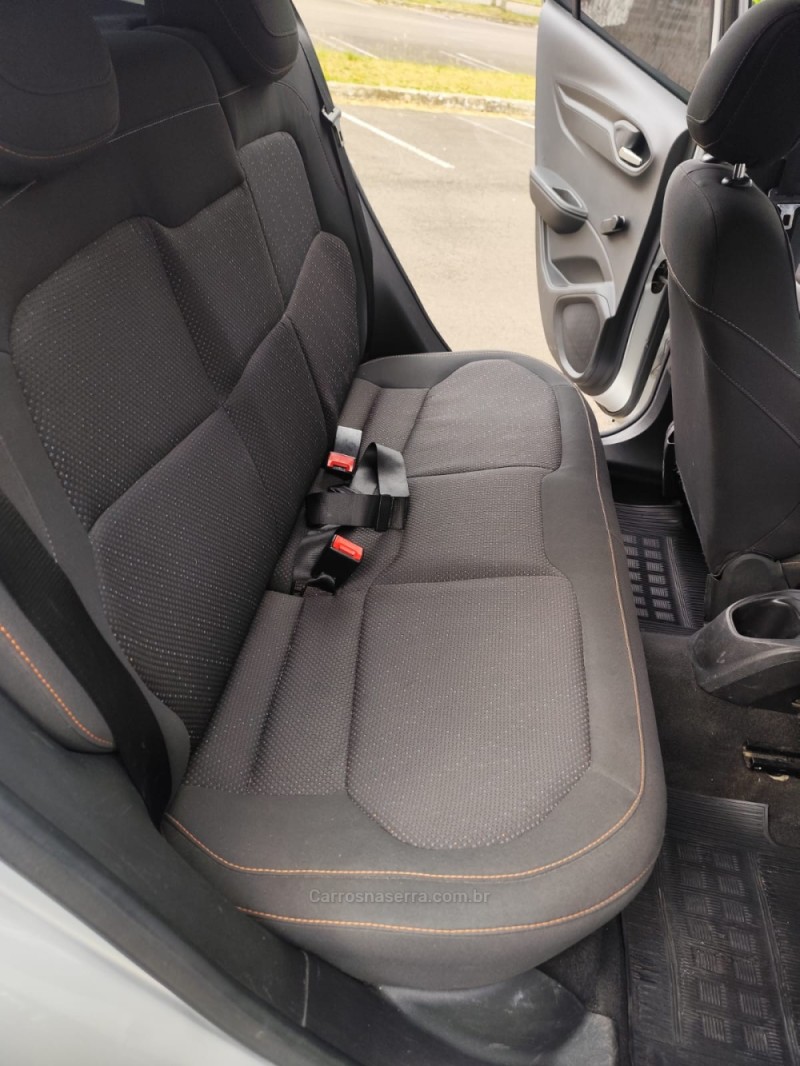 ONIX 1.4 MPFI LT 8V FLEX 4P MANUAL - 2015 - BENTO GONçALVES