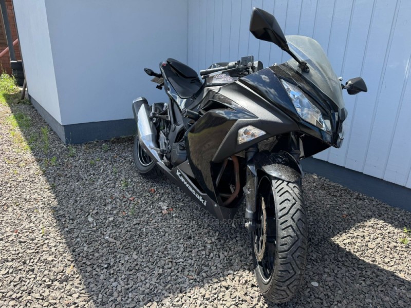 NINJA 300  - 2013 - IGREJINHA