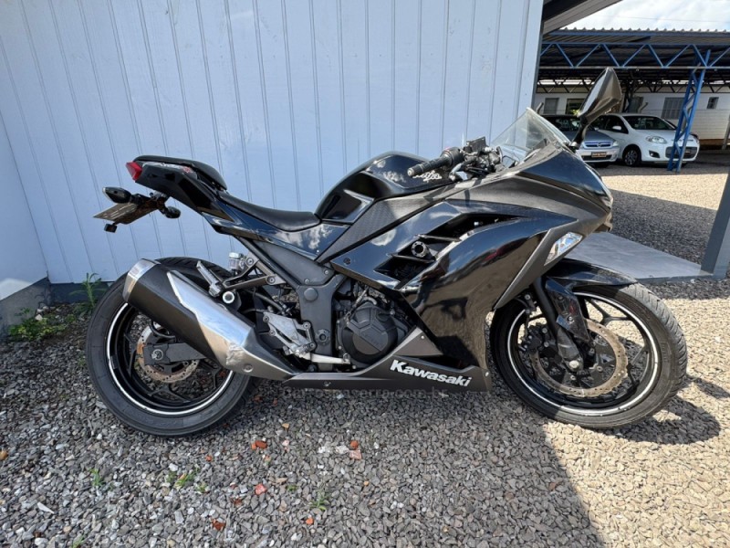 NINJA 300  - 2013 - IGREJINHA