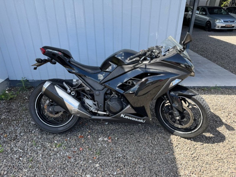 ninja 300  2013 igrejinha