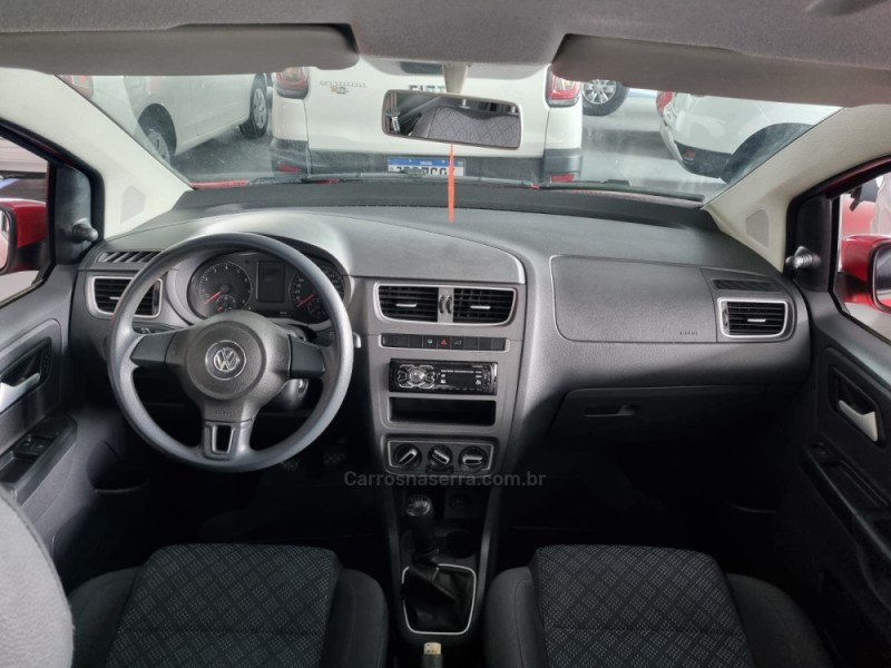 FOX 1.6 MI 8V FLEX 4P MANUAL - 2014 - VACARIA