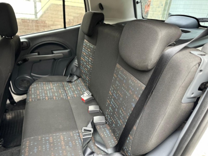 UNO 1.0 VIVACE 8V FLEX 4P MANUAL - 2014 - CAXIAS DO SUL