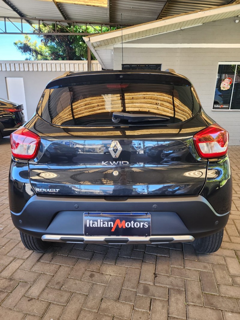 KWID 1.0 12V OUTSIDER FLEX 4P MANUAL - 2020 - CAXIAS DO SUL