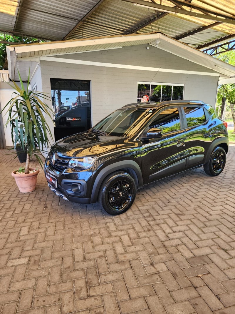 kwid 1.0 12v outsider flex 4p manual 2020 caxias do sul