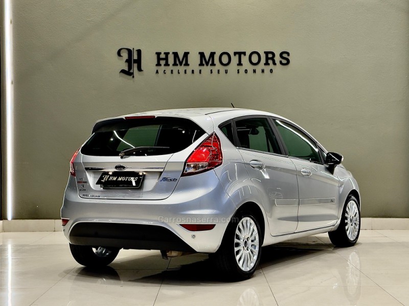 FIESTA 1.6 TITANIUM HATCH 16V FLEX 4P AUTOMÁTICO - 2015 - CAXIAS DO SUL