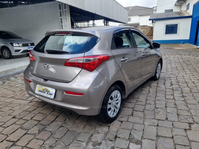 HB20 1.0 COMFORT 12V FLEX 4P MANUAL - 2017 - VACARIA