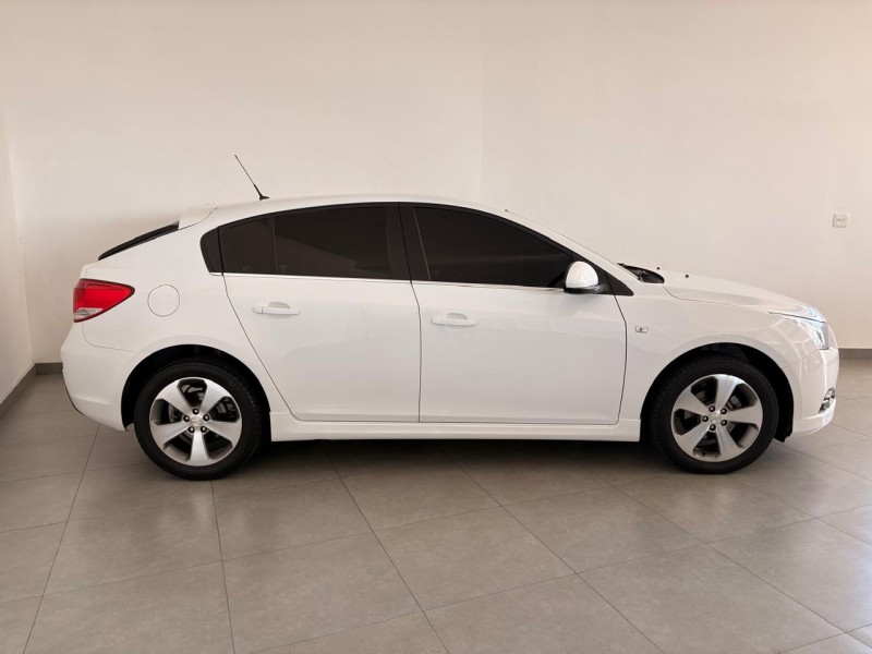CRUZE 1.8 LT SPORT6 16V FLEX 4P AUTOMÁTICO - 2014 - FARROUPILHA
