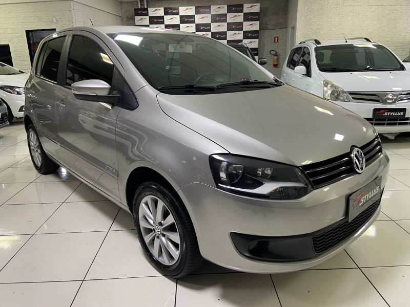 FOX 1.6 MI ITREND 8V FLEX 4P MANUAL - 2013 - ESTâNCIA VELHA