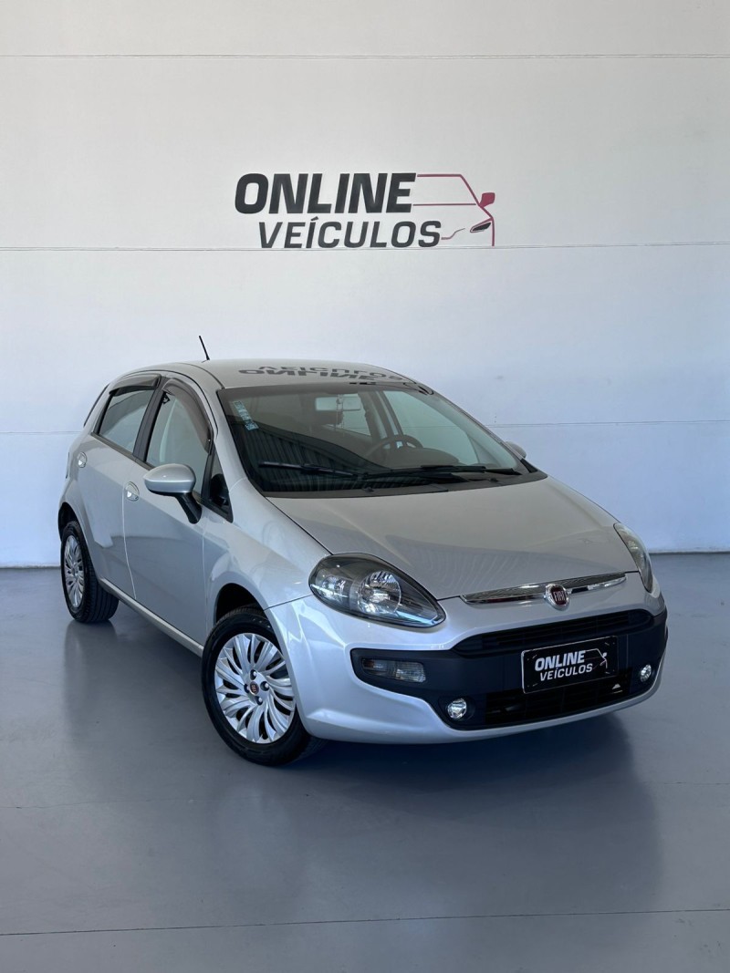 PUNTO 1.4 ATTRACTIVE 8V FLEX 4P MANUAL - 2015 - FARROUPILHA