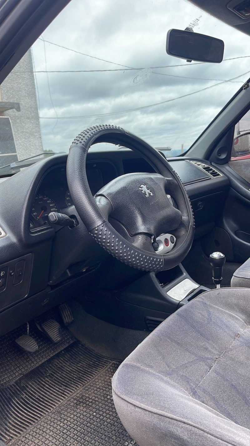 306 1.8 PASSION 16V GASOLINA 4P MANUAL - 1999 - CAXIAS DO SUL