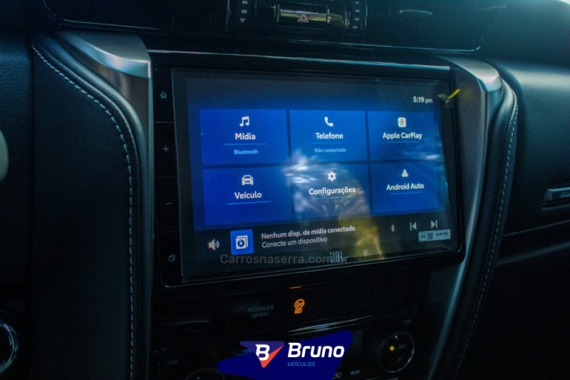 HILUX SW4 2.8 4X4 SRX PLATINUM TURBO 7 LUGARES DIESEL 4P AUTOMÁTICO - 2025 - PALMEIRA DAS MISSõES