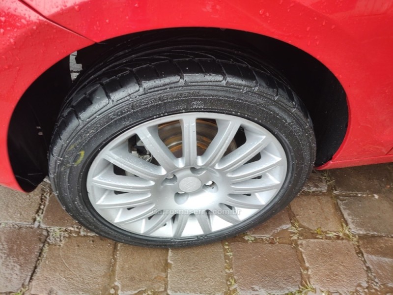 PALIO 1.4 MPI ATTRACTIVE 8V FLEX 4P MANUAL - 2014 - GUAPORé