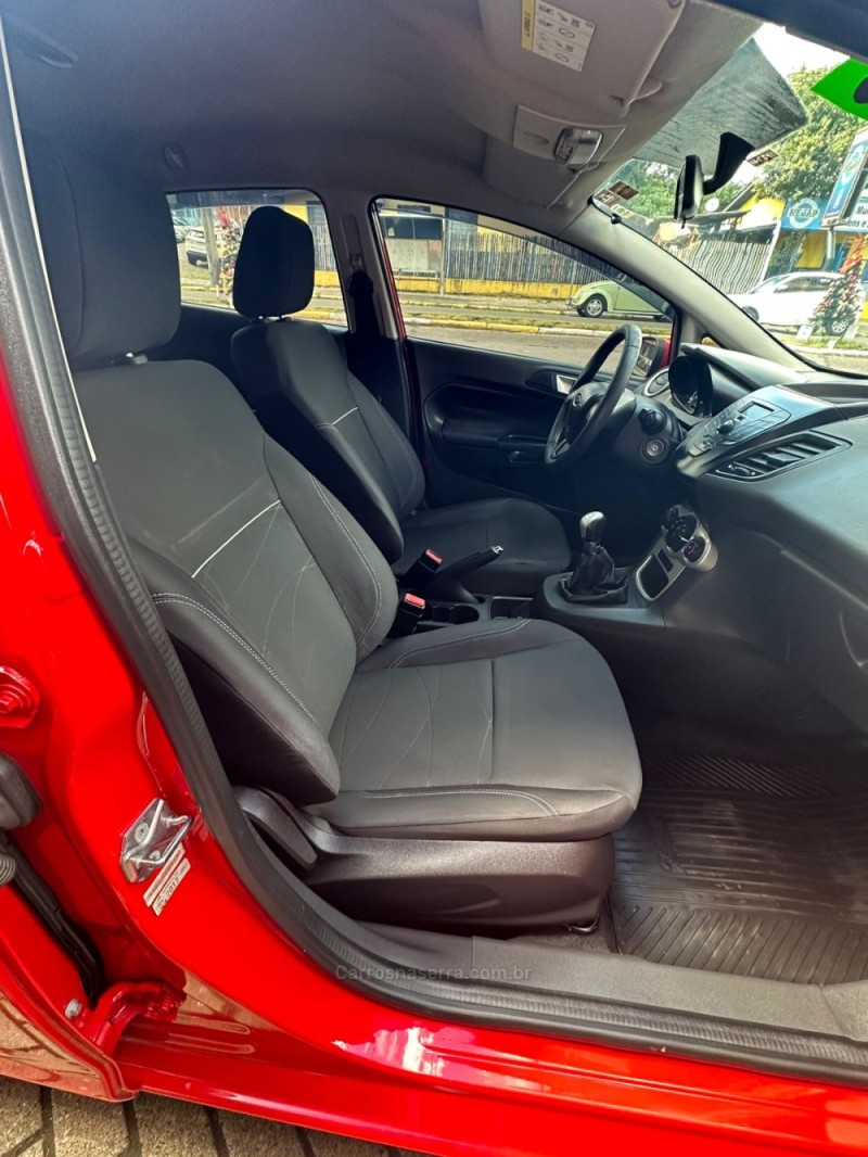 FIESTA 1.6 SE HATCH 16V FLEX 4P MANUAL - 2017 - PAROBé