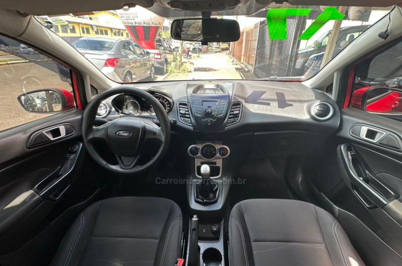 FIESTA 1.6 SE HATCH 16V FLEX 4P MANUAL - 2017 - PAROBé