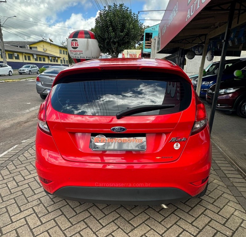 FIESTA 1.6 SE HATCH 16V FLEX 4P MANUAL - 2017 - PAROBé