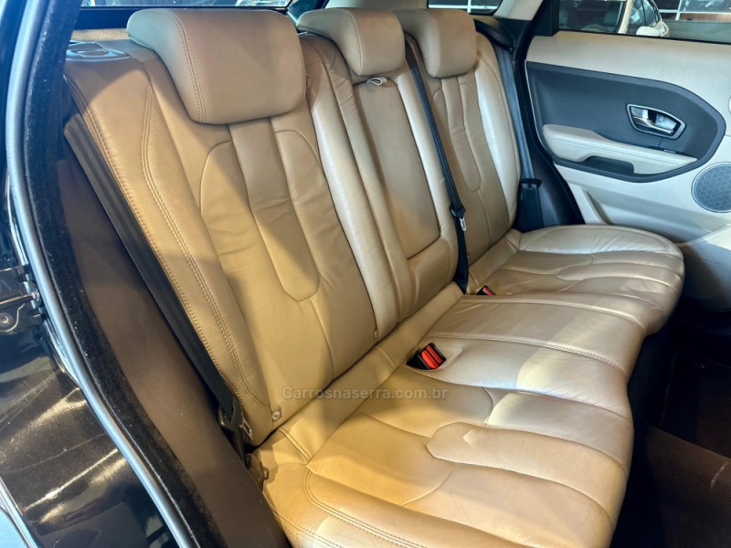 RANGE ROVER EVOQUE 2.0 PURE 4WD 16V GASOLINA 4P AUTOMÁTICO - 2013 - CAXIAS DO SUL