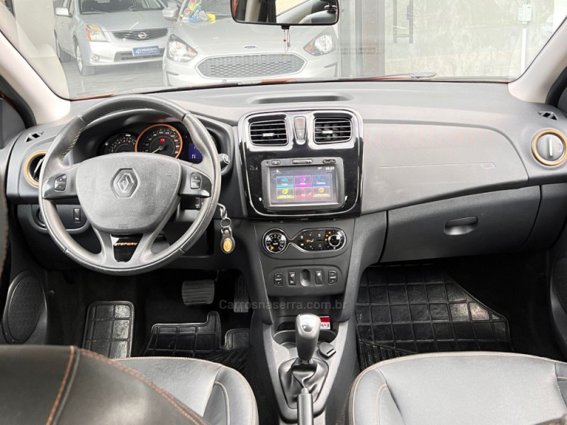 SANDERO 1.6 STEPWAY 8V FLEX 4P AUTOMATIZADO - 2016 - ESTâNCIA VELHA