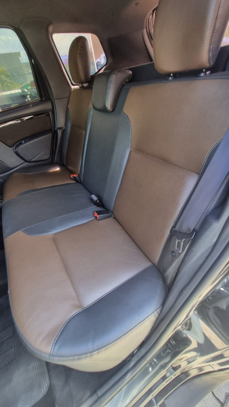 DUSTER 2.0 DYNAMIQUE 4X2 16V FLEX 4P AUTOMÁTICO - 2016 - PASSO FUNDO