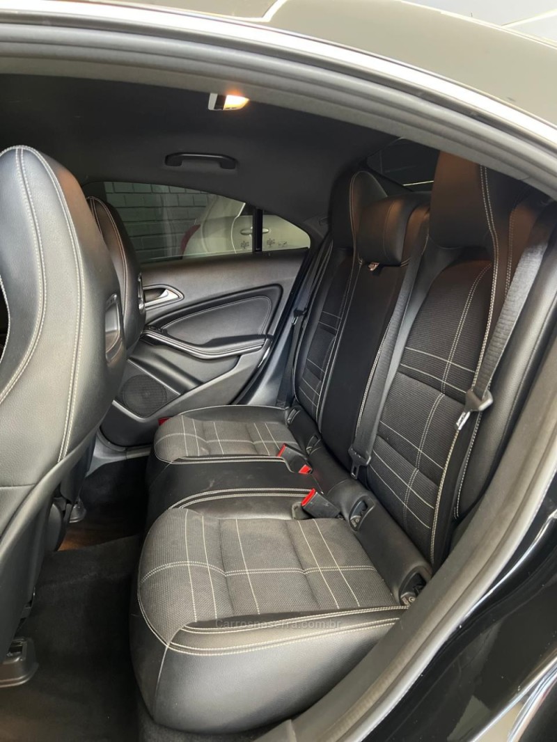 CLA 200 1.6 URBAN 16V FLEX 4P AUTOMÁTICO - 2016 - NOVO HAMBURGO