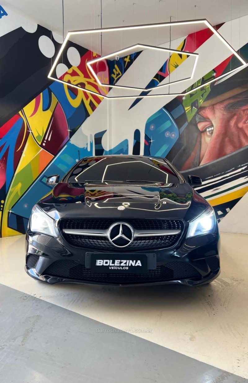 CLA 200 1.6 URBAN 16V FLEX 4P AUTOMÁTICO - 2016 - NOVO HAMBURGO