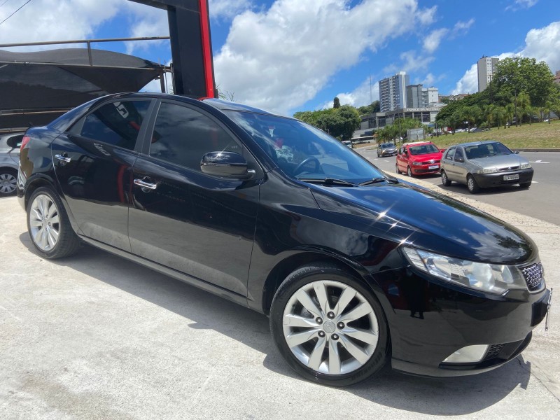 cerato 1.6 sx3 16v gasolina 4p manual 2012 caxias do sul