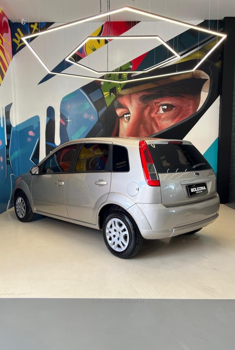 FIESTA 1.6 MPI CLASS HATCH 8V FLEX 4P MANUAL - 2013 - NOVO HAMBURGO