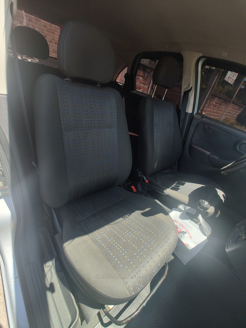 CORSA 1.4 MPFI MAXX SEDAN 8V FLEX 4P MANUAL - 2008 - CANELA