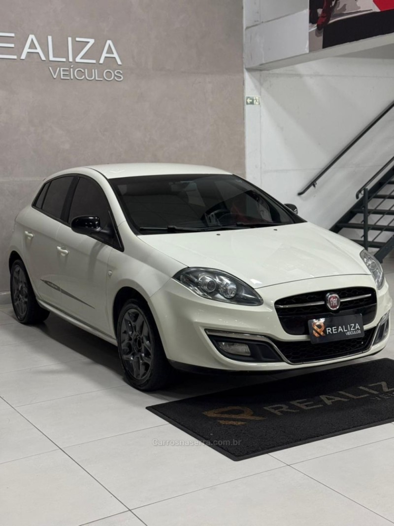 BRAVO 1.8 BLACKMOTION 16V FLEX 4P MANUAL - 2016 - SANTA CRUZ DO SUL