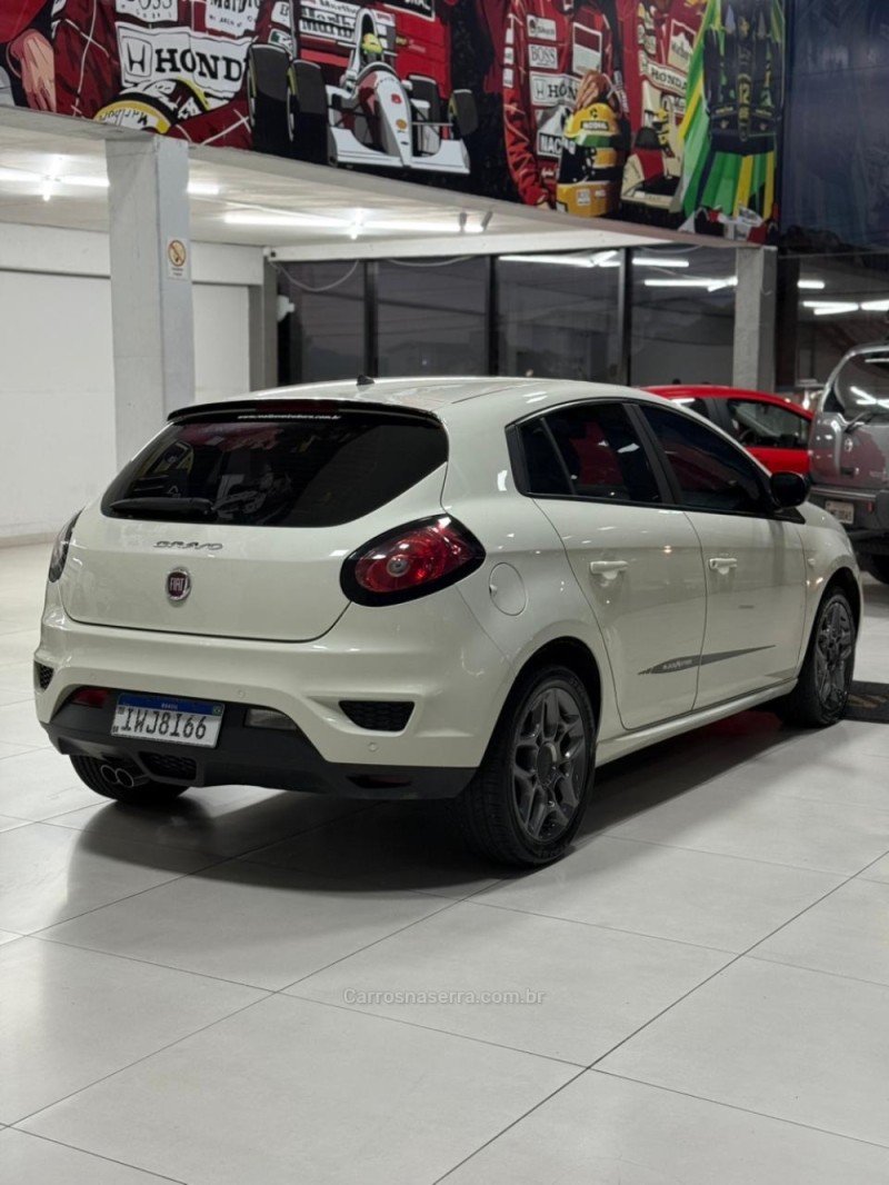 BRAVO 1.8 BLACKMOTION 16V FLEX 4P MANUAL - 2016 - SANTA CRUZ DO SUL