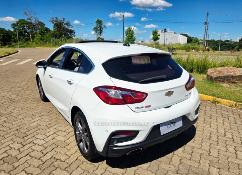 CRUZE 1.4 TURBO LTZ II SPORT HATCH 16V FLEX 4P AUTOMÁTICO - 2018 - LAJEADO