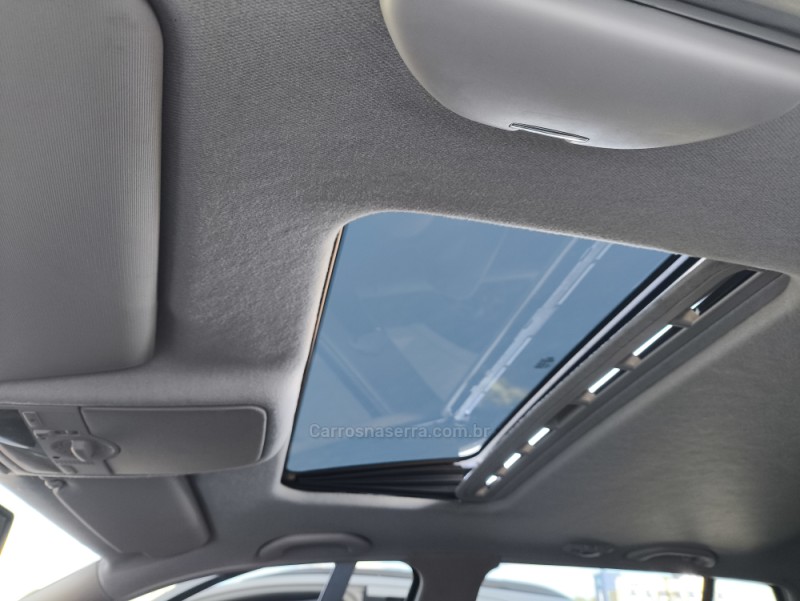 GOLF 1.6 MI SPORTLINE LIMITED EDITION 8V FLEX 4P MANUAL - 2013 - FARROUPILHA